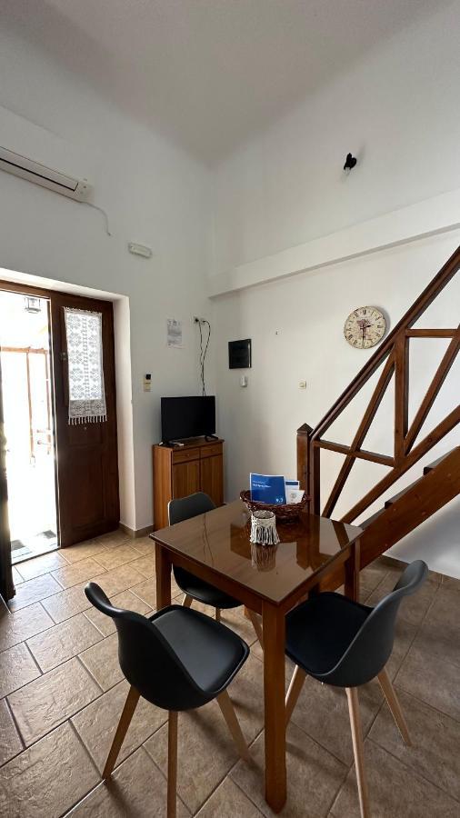 Ano Syros Vibes Daire Dış mekan fotoğraf